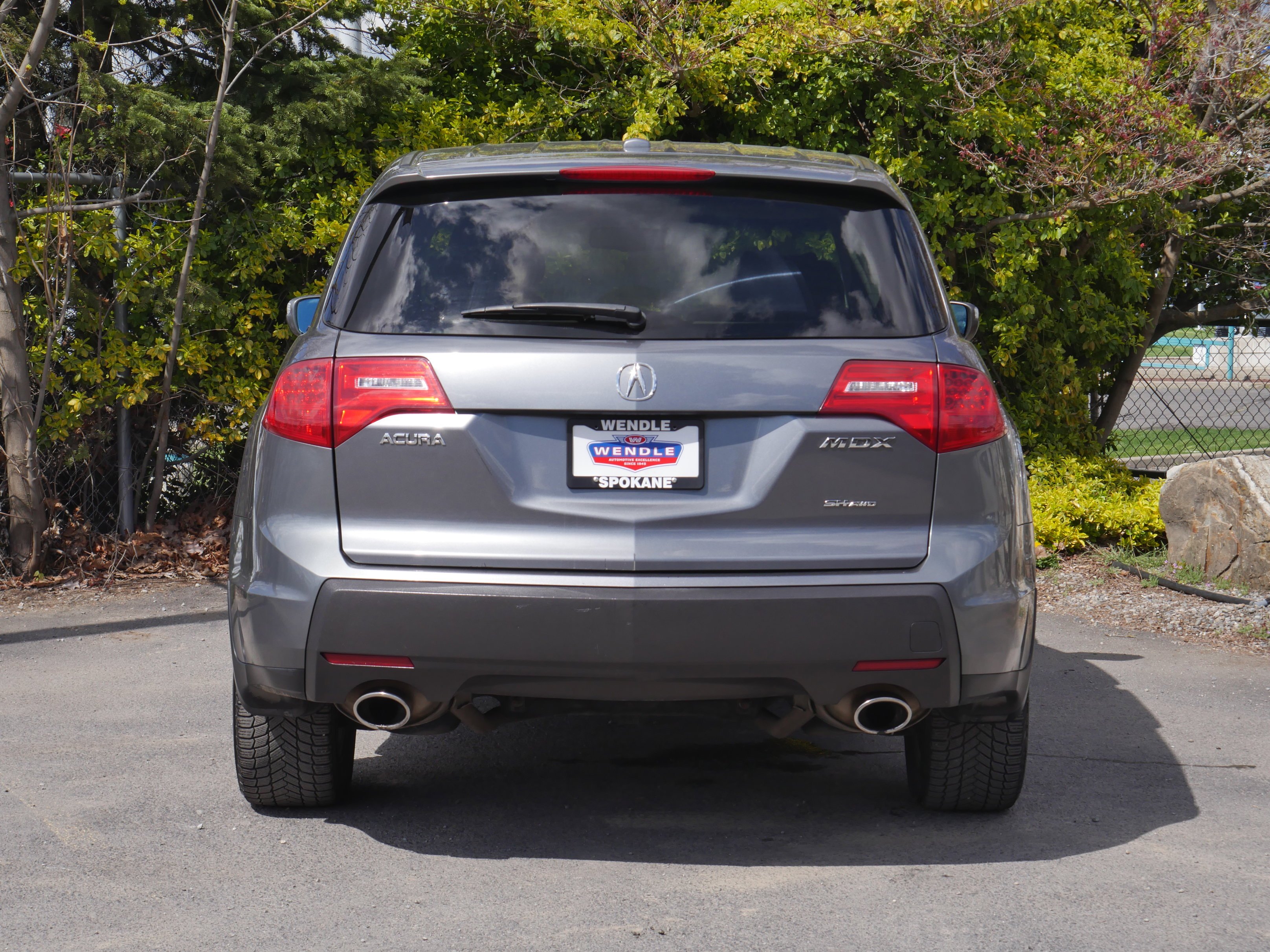 Used 2008 Sterling Gray Metallic Acura  image 21