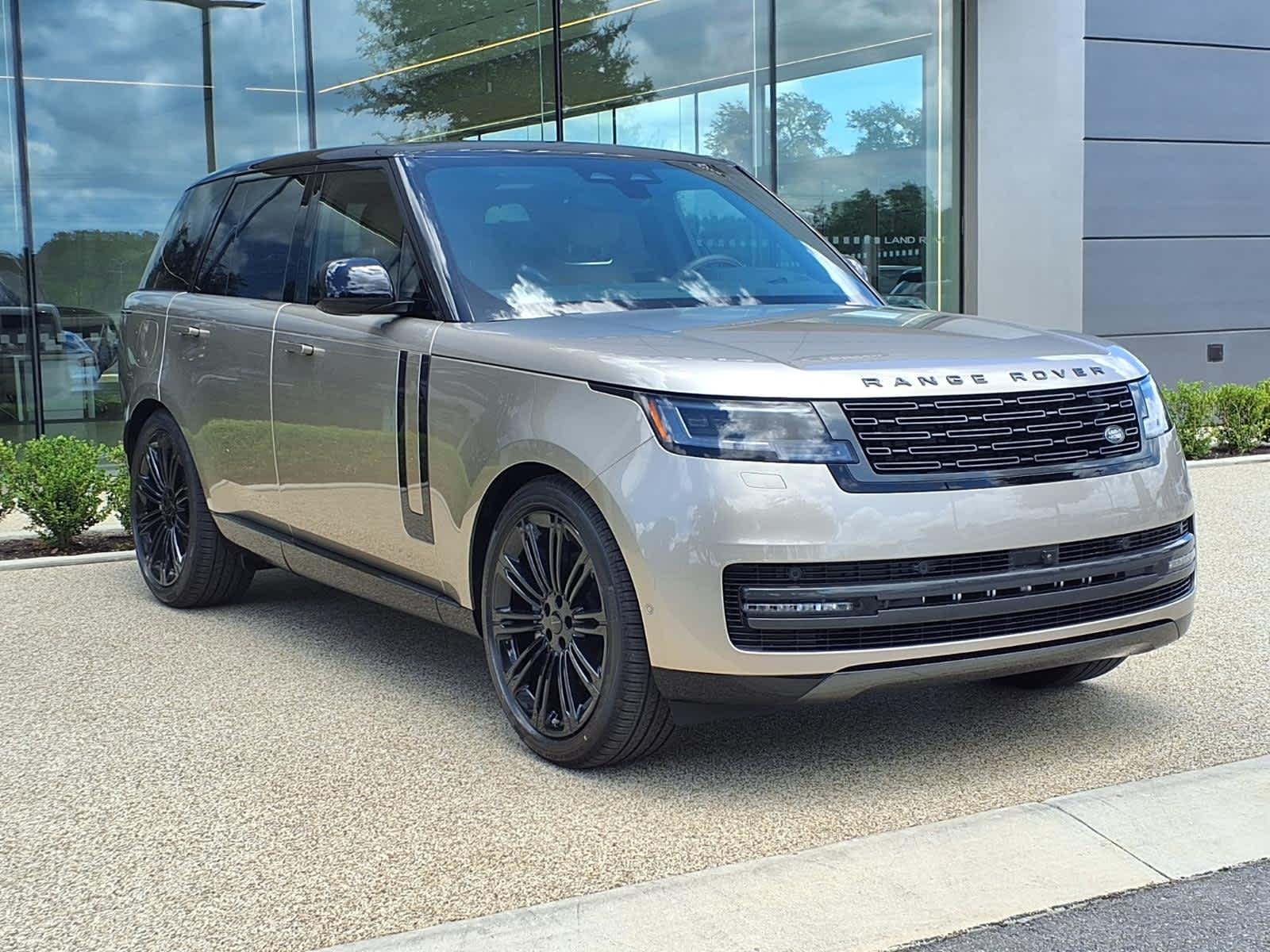 New 2026 Batumi Gold Land Rover SE image 3