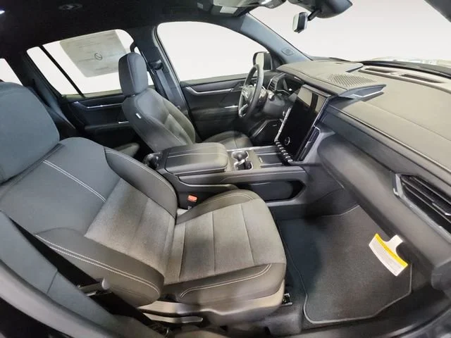 2026 GMC Acadia Elevation - Photo 15
