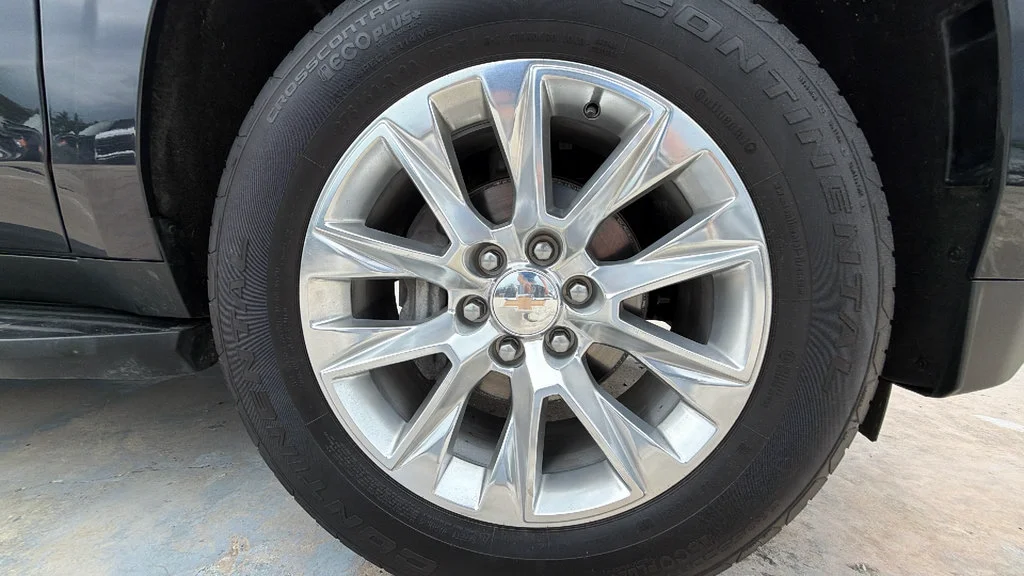 Used 2025 Dark Ash Metallic Chevrolet Premier image 40