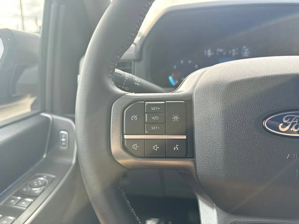 Used 2025 White Ford XLT image 14