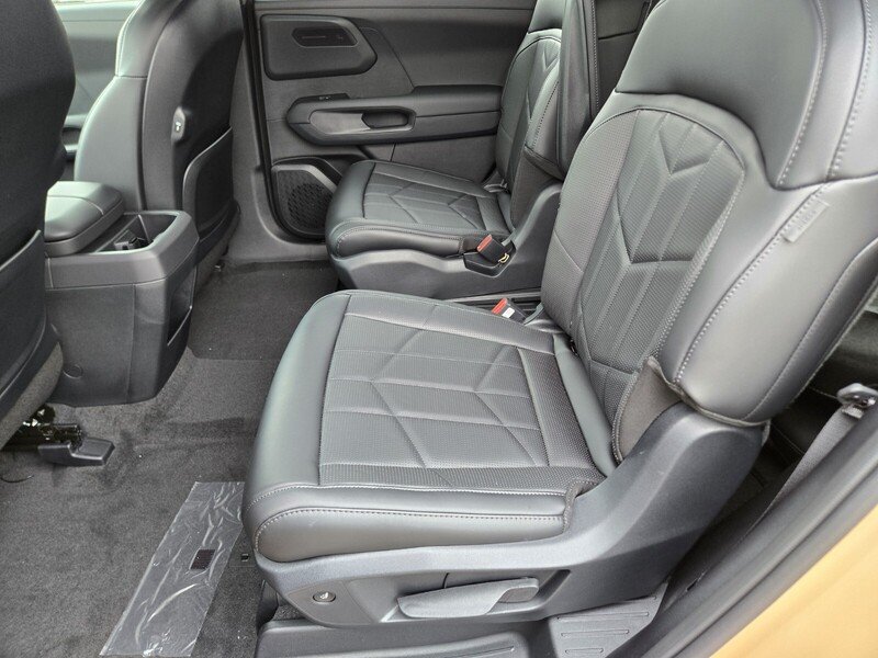 New 2027 Terrain Brown Matte Kia X-Line EX image 8