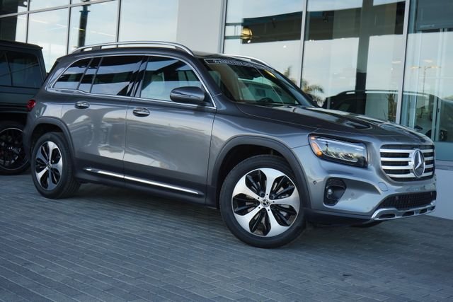2026 Mercedes-Benz GLB GLB 250's photo