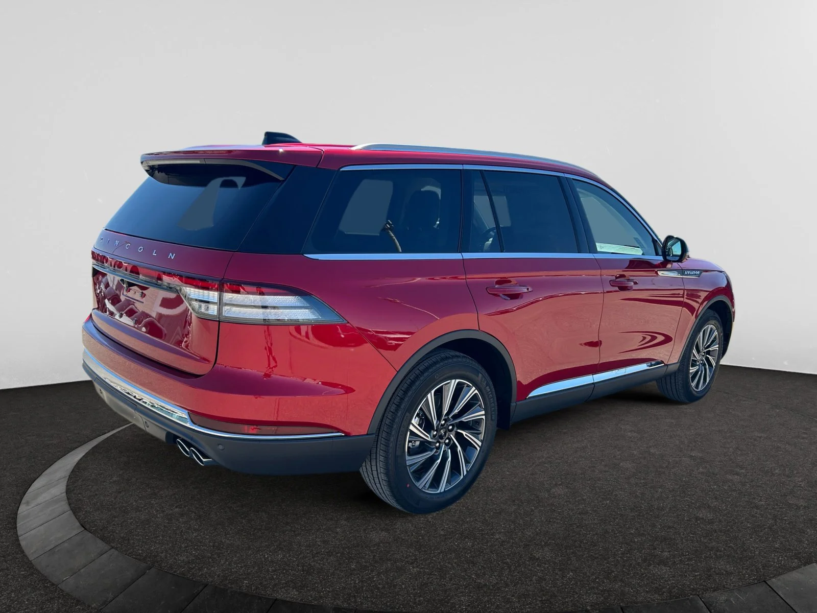 New 2026 Red Carpet Tinted Clearcoat Lincoln Premiere image 5