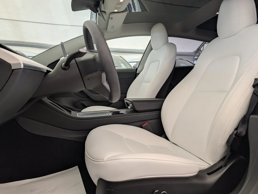 Certified Used 2022 White Tesla Long Range - - AWD - Self-Driving - Leather - Traffic Aware & More! image 15