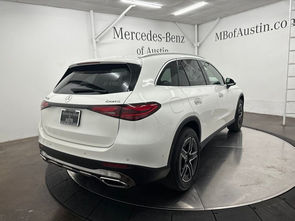 New 2027 Polar White Mercedes-Benz GLC 300 image 7