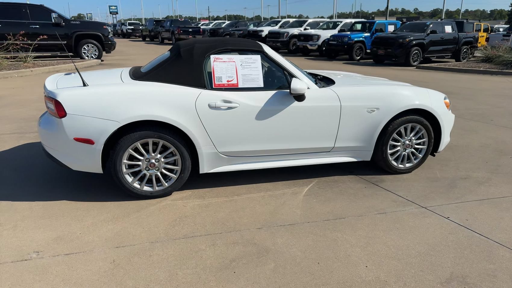 Used 2017 Bianco Gelato White FIAT Classica image 9