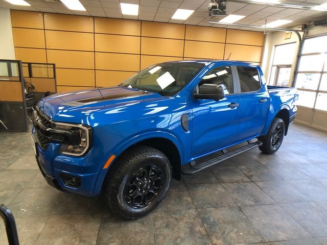 New 2026 Velocity Blue Metallic Ford XLT image 3