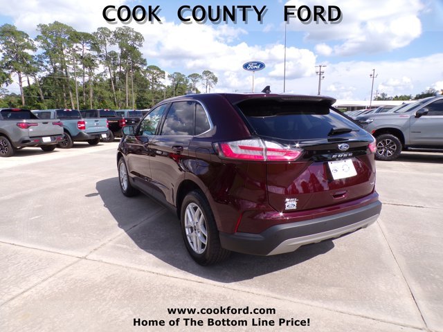 Used 2024 Burgundy Velvet Metallic Tinted Clearcoat Ford SEL image 11