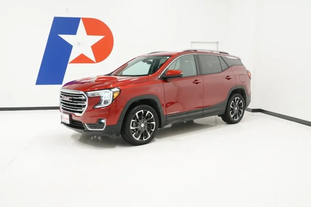 Used 2024  GMC SLT image 1