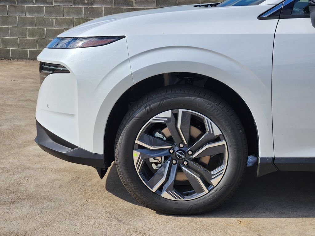 New 2026 Everest White Pearl TriCoat Nissan SL image 9