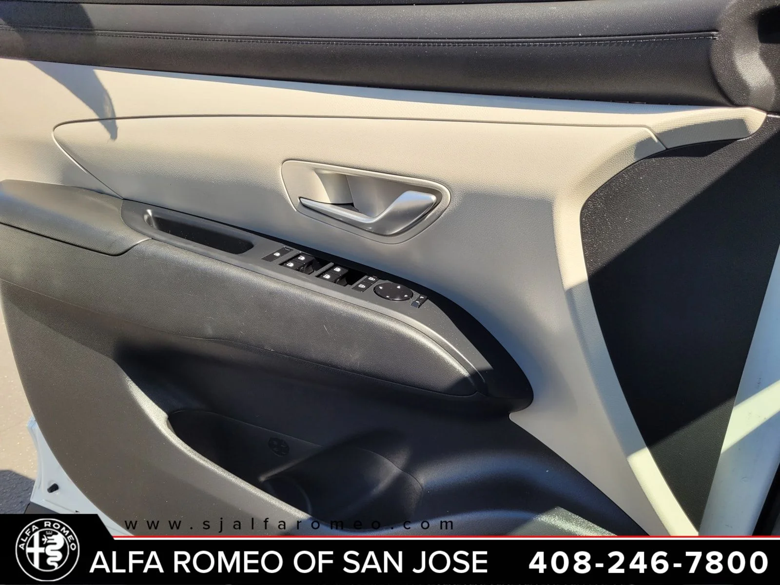 Used 2025 White Hyundai SEL image 20