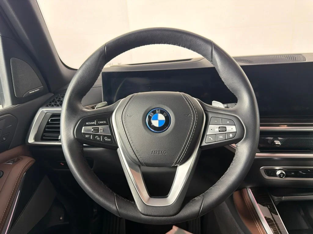 Certified Used 2024 Black Sapphire Metallic BMW xDrive50e image 18