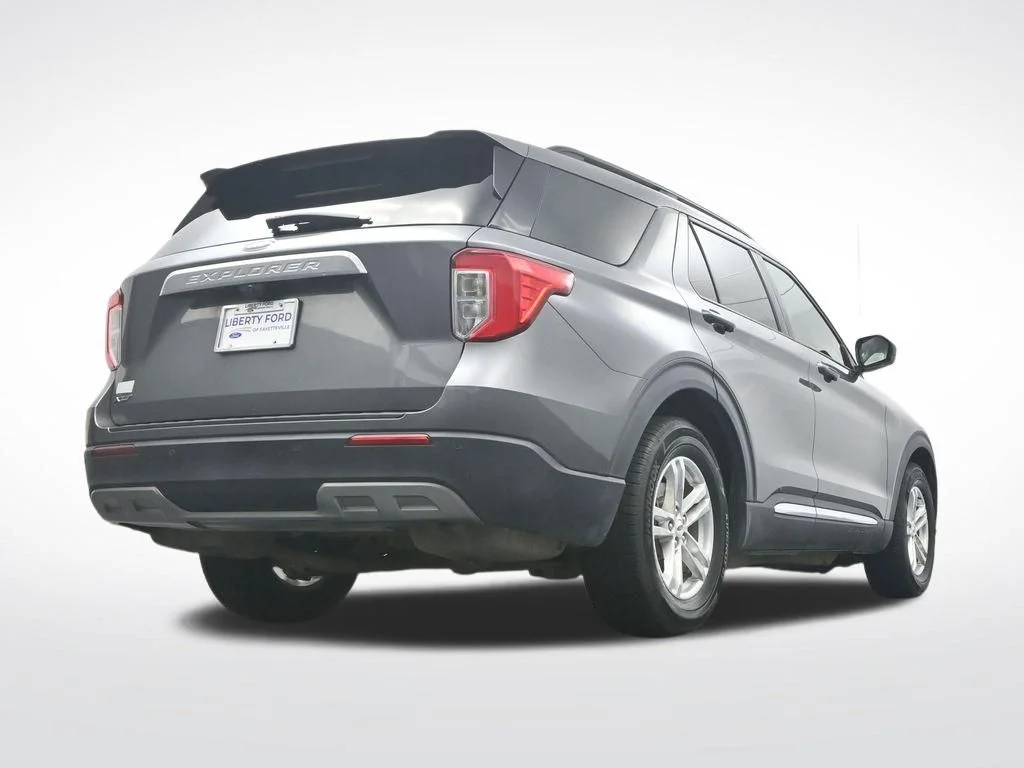 Used 2022 Carbonized Gray Metallic Ford XLT image 37