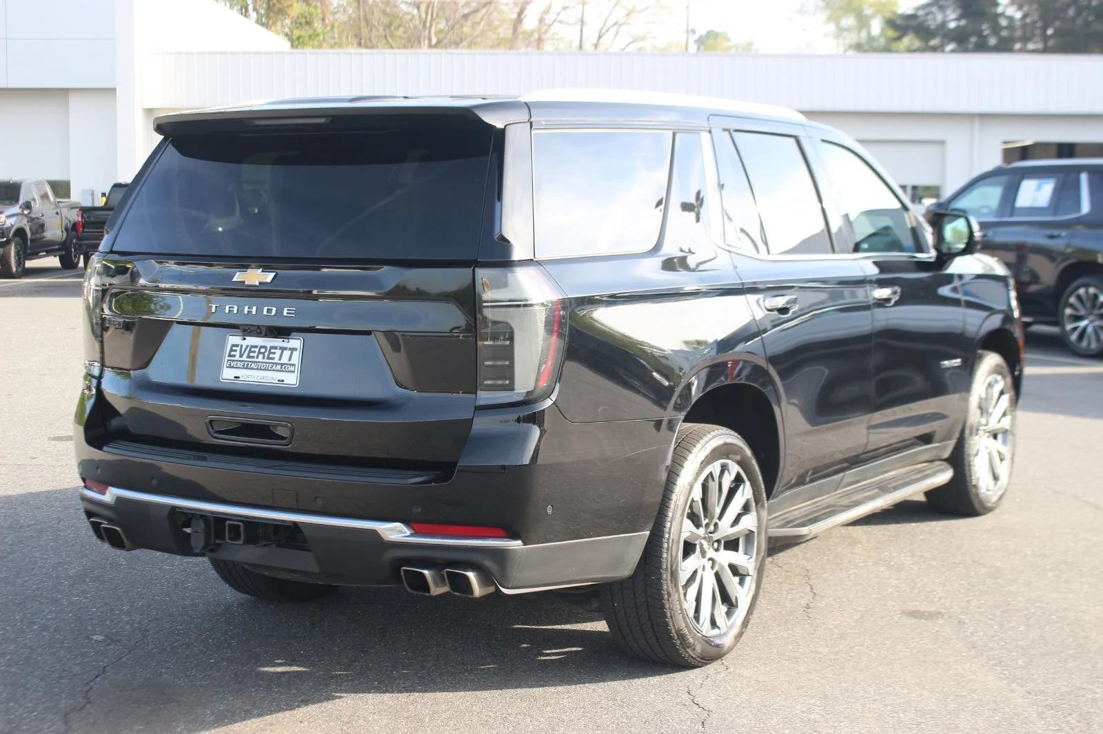 Used 2025 Black Chevrolet High Country image 7