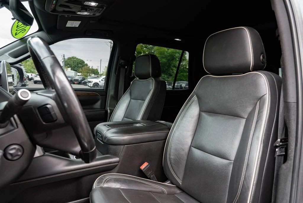 Used 2021 Gray Chevrolet Premier image 23