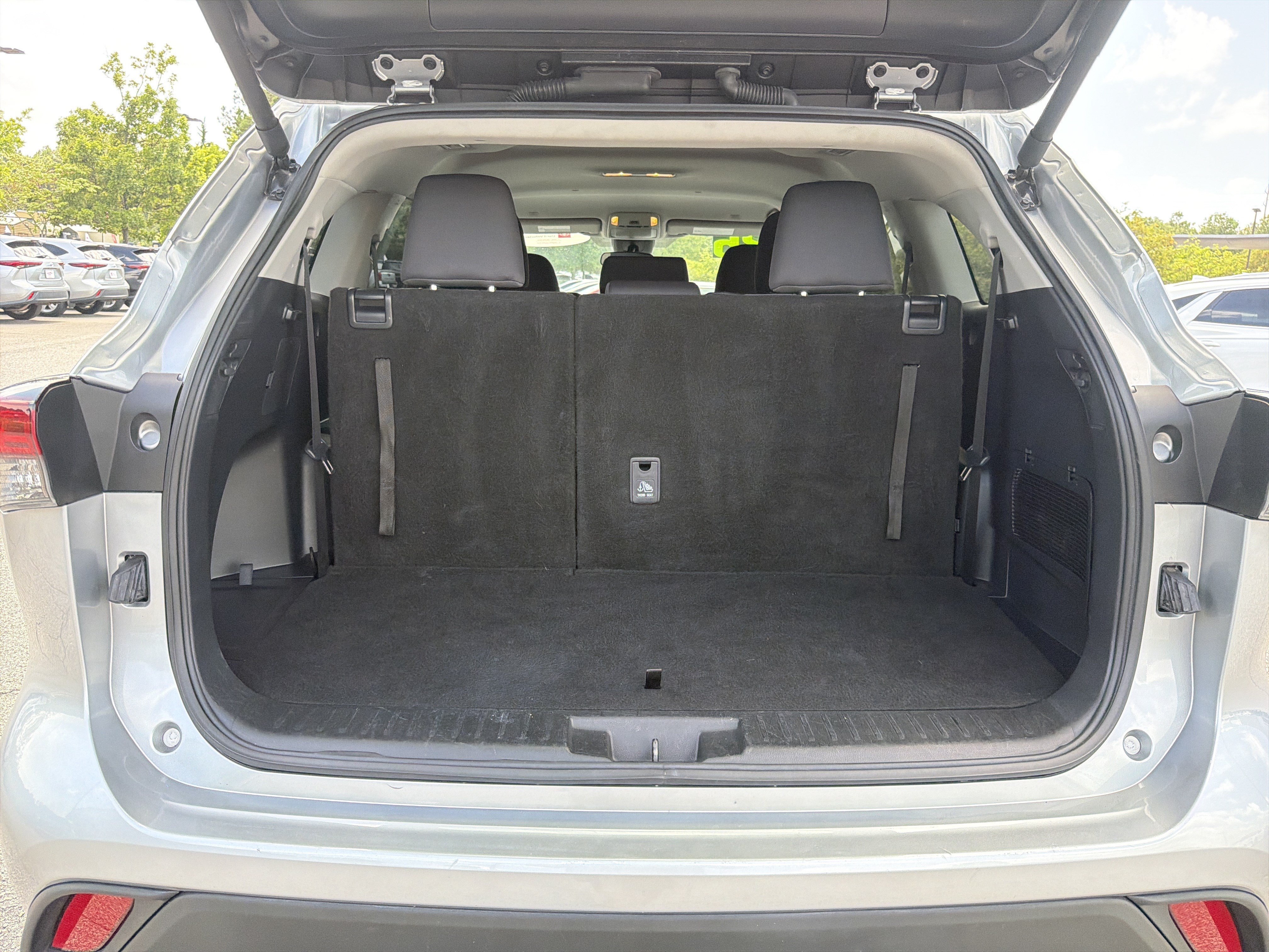 Certified Used 2025 Celestial Silver Metallic Toyota LE image 27