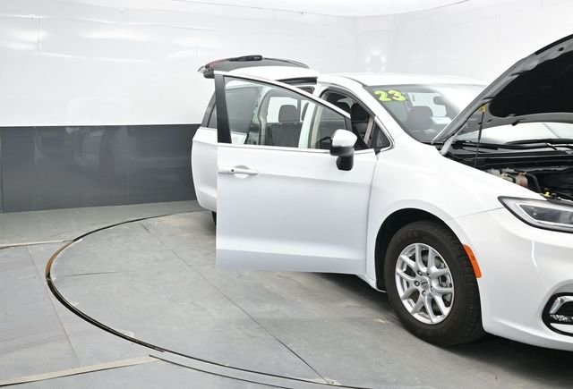 Used 2023 White Chrysler Touring L image 32