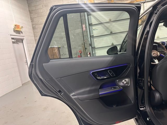 New 2026  Mercedes-Benz GLC 300 image 11