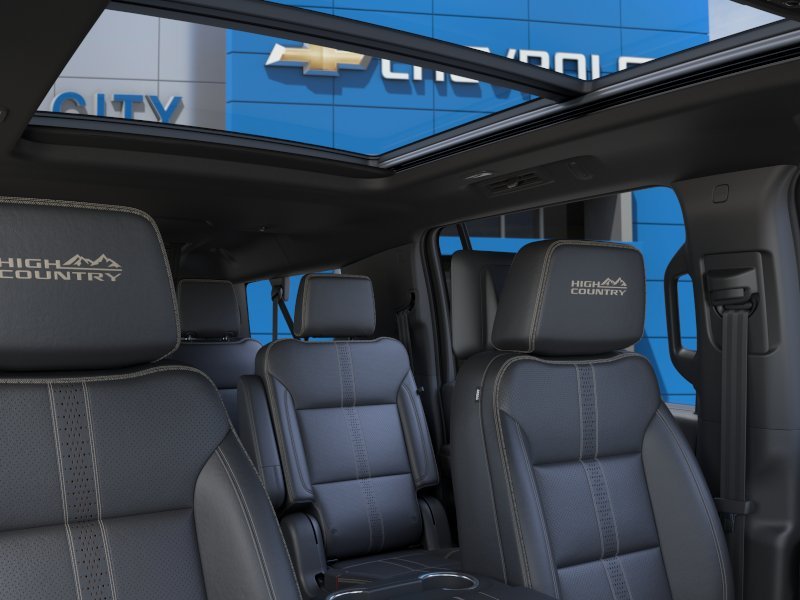2026 Chevrolet Suburban High Country - Photo 24