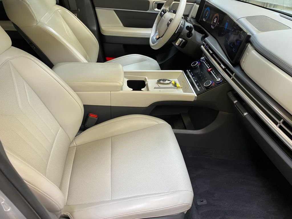 Used 2026 Silver Hyundai SEL image 25