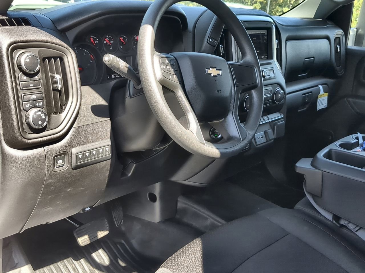2025 Chevrolet Silverado 3500 HD Work Truck - Photo 10