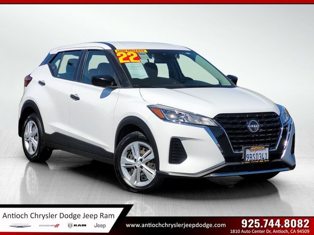 2022 Nissan Kicks S