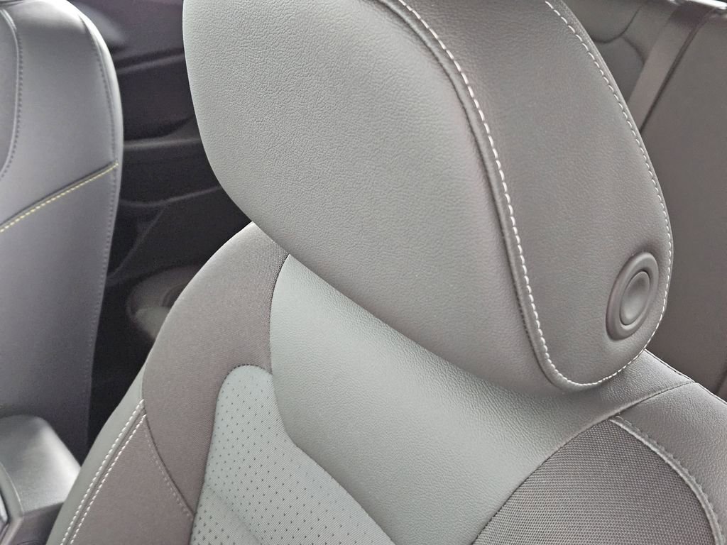 2026 Chevrolet Trax LT - Photo 22