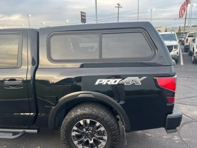 Used 2022 Black Nissan PRO-4X image 7