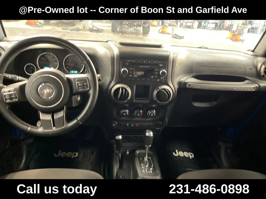 Used 2016 Blue Jeep Unlimited Sport image 18