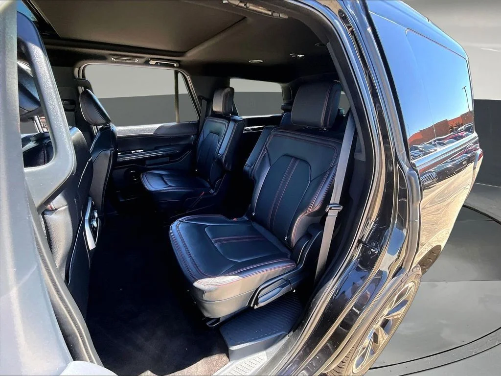 Used 2022 Black Ford Limited image 25