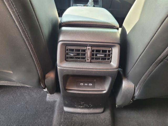 Used 2024  Honda EX-L image 17