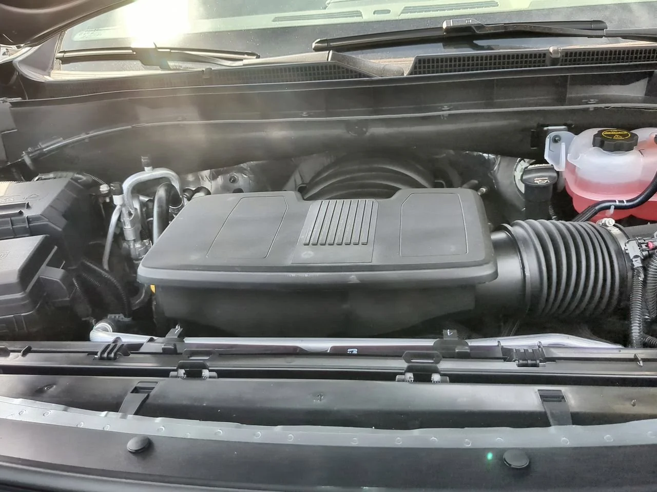 New 2026 Sterling Metallic GMC Denali image 31
