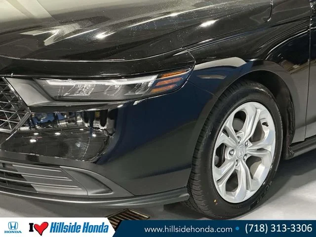 2023 Honda Accord LX - Photo 9