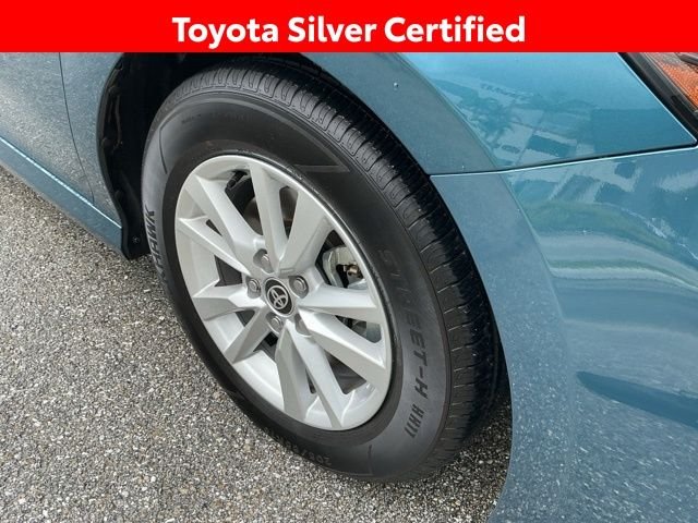 Used 2025  Toyota LE image 46