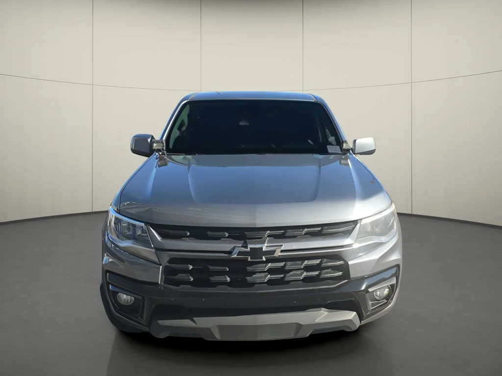 Used 2021 Gray Chevrolet LT image 2