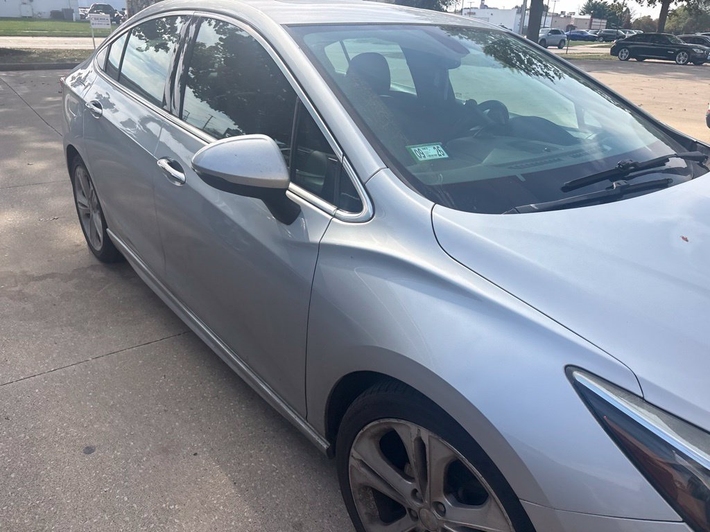 Used 2016 Silver Ice Metallic Chevrolet Premier image 9