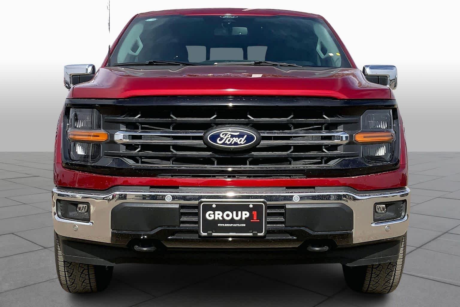 New 2026 Ruby Red Metallic Tinted Clearcoat Ford XLT image 3