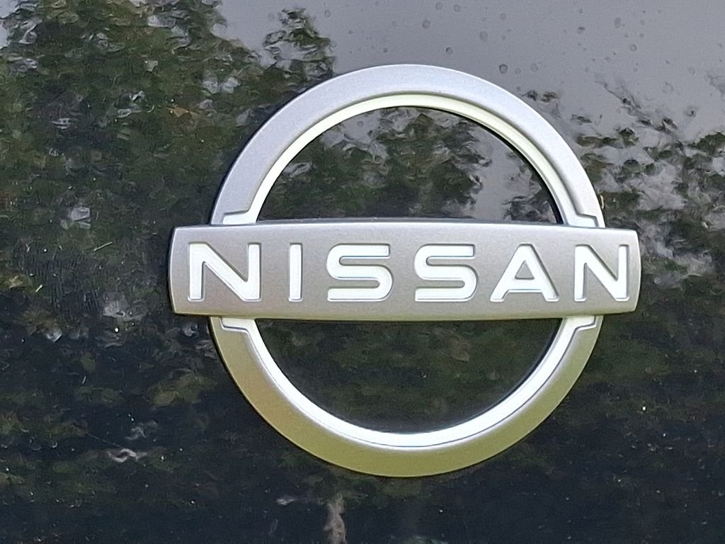 Used 2025 Black Nissan 1.6 SR image 7