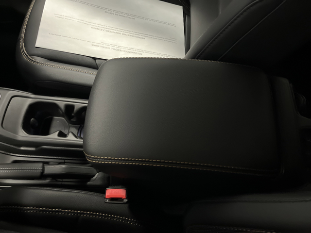 2025 Jeep Wrangler 4-Door Sahara - Photo 19