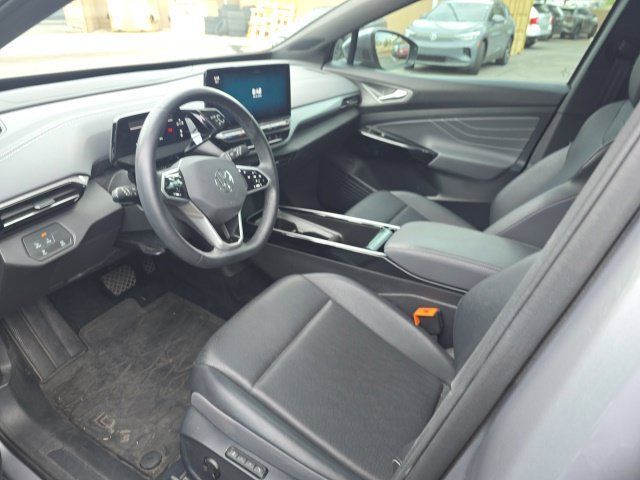 Certified Used 2023 Silver Mist Metallic Volkswagen Pro S image 2
