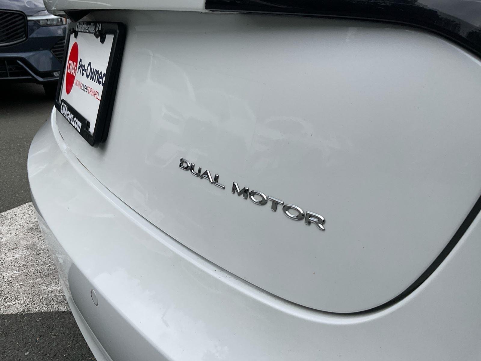 Used 2019 Pearl White Multi-Coat Tesla Long Range image 17