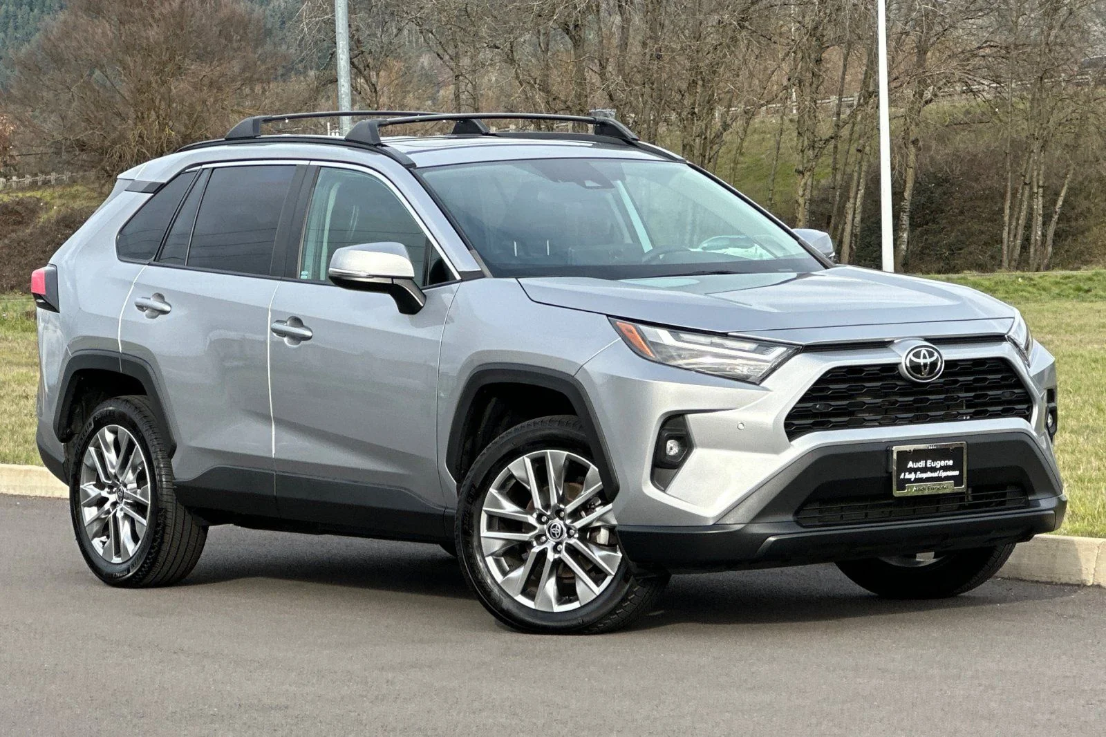 2023 Toyota RAV4 XLE Premium AWD's photo