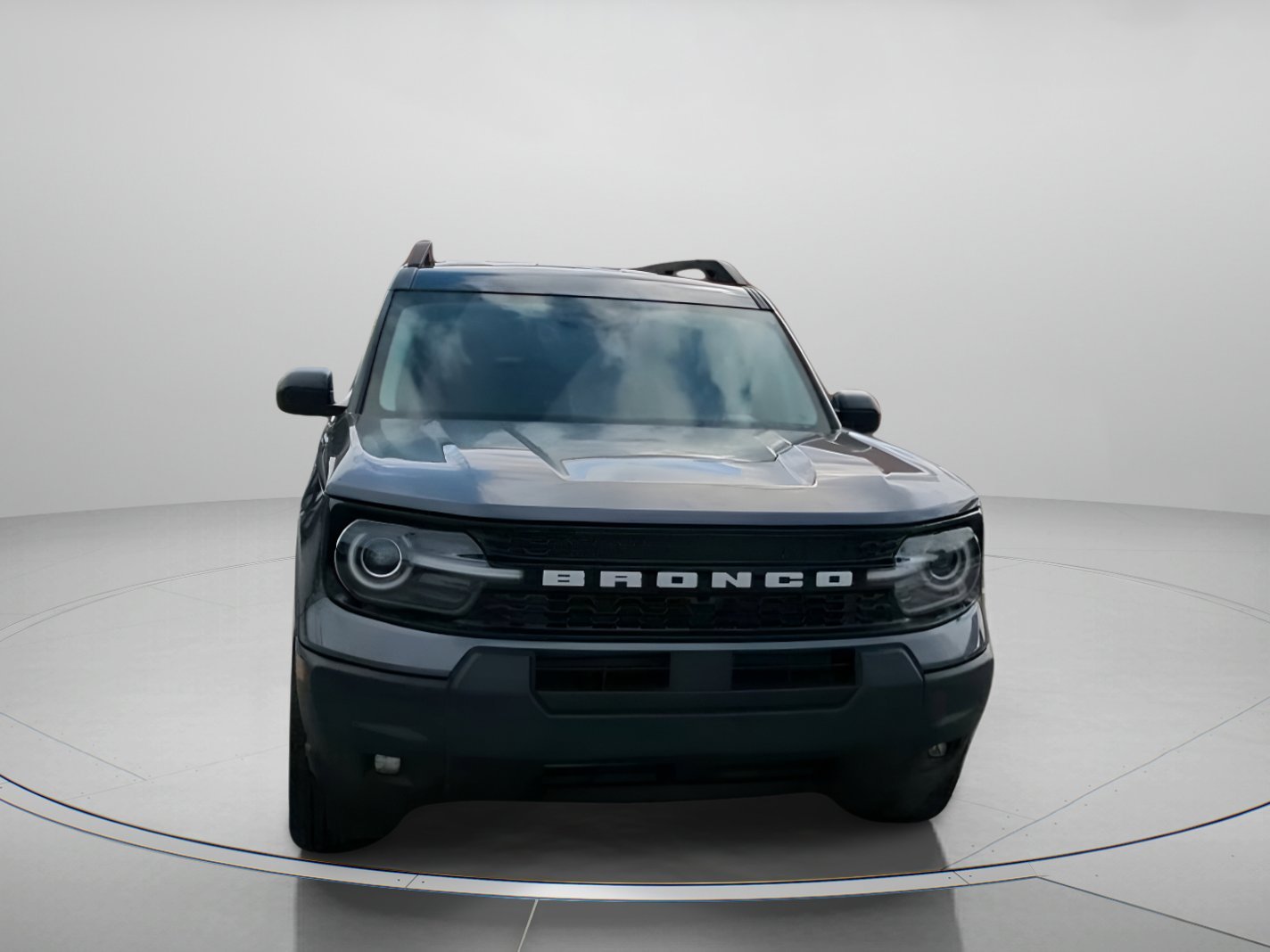 New 2026 Carbonized Gray Metallic Ford Outer Banks® image 5