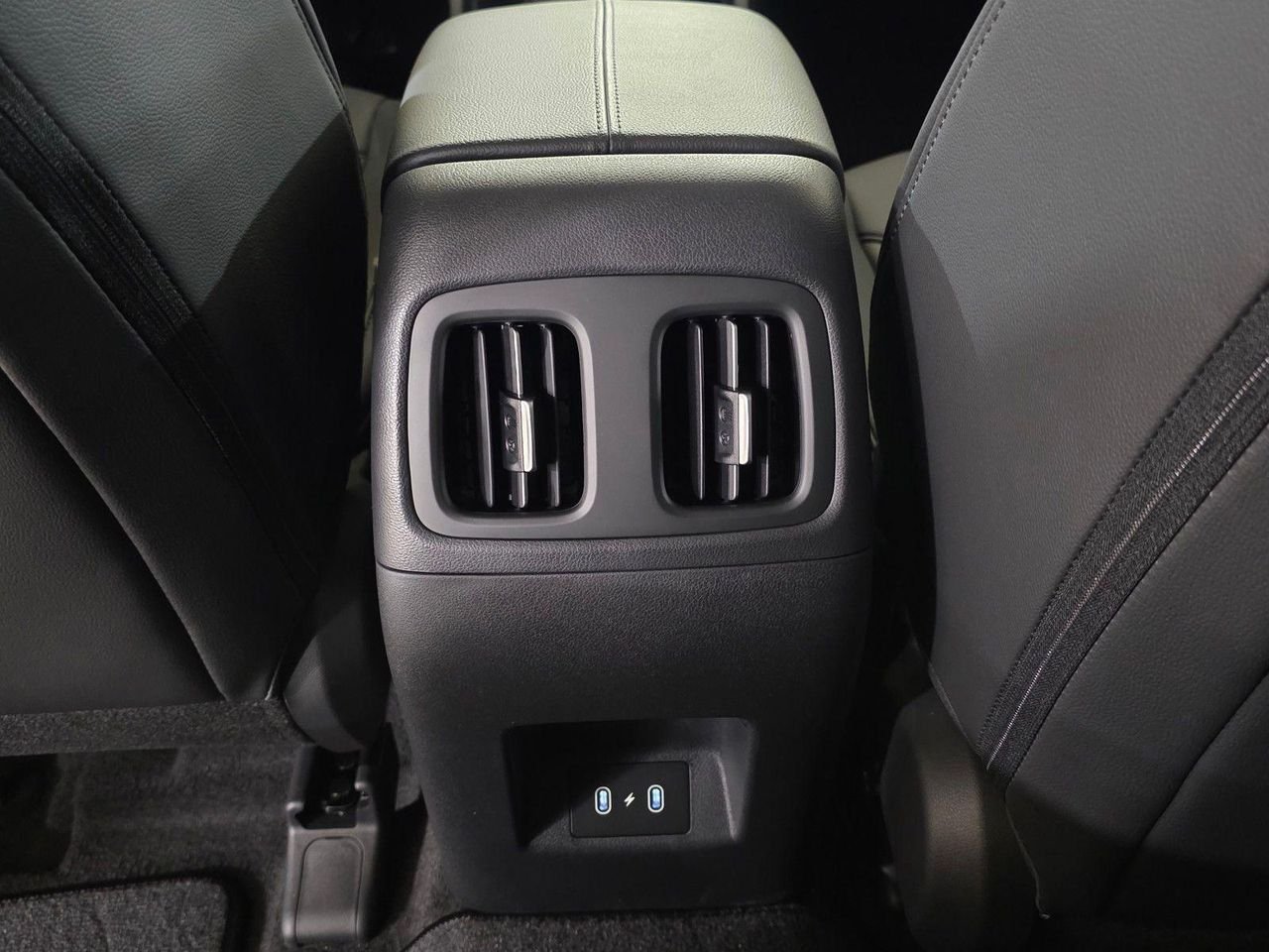 New 2026 Shimmering Silver Hyundai SEL Plus FWD image 16