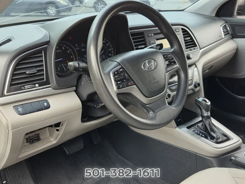 Used 2017 Galactic Gray HYUNDAI SE 2.0L AUTO (ULSAN PLANT) image 10