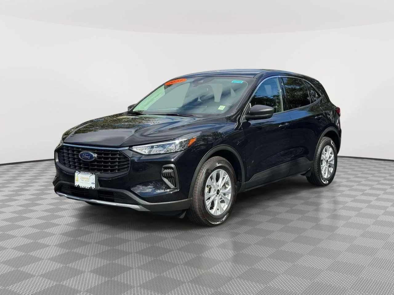 Used 2023 Agate Black Metallic Ford Active image 3