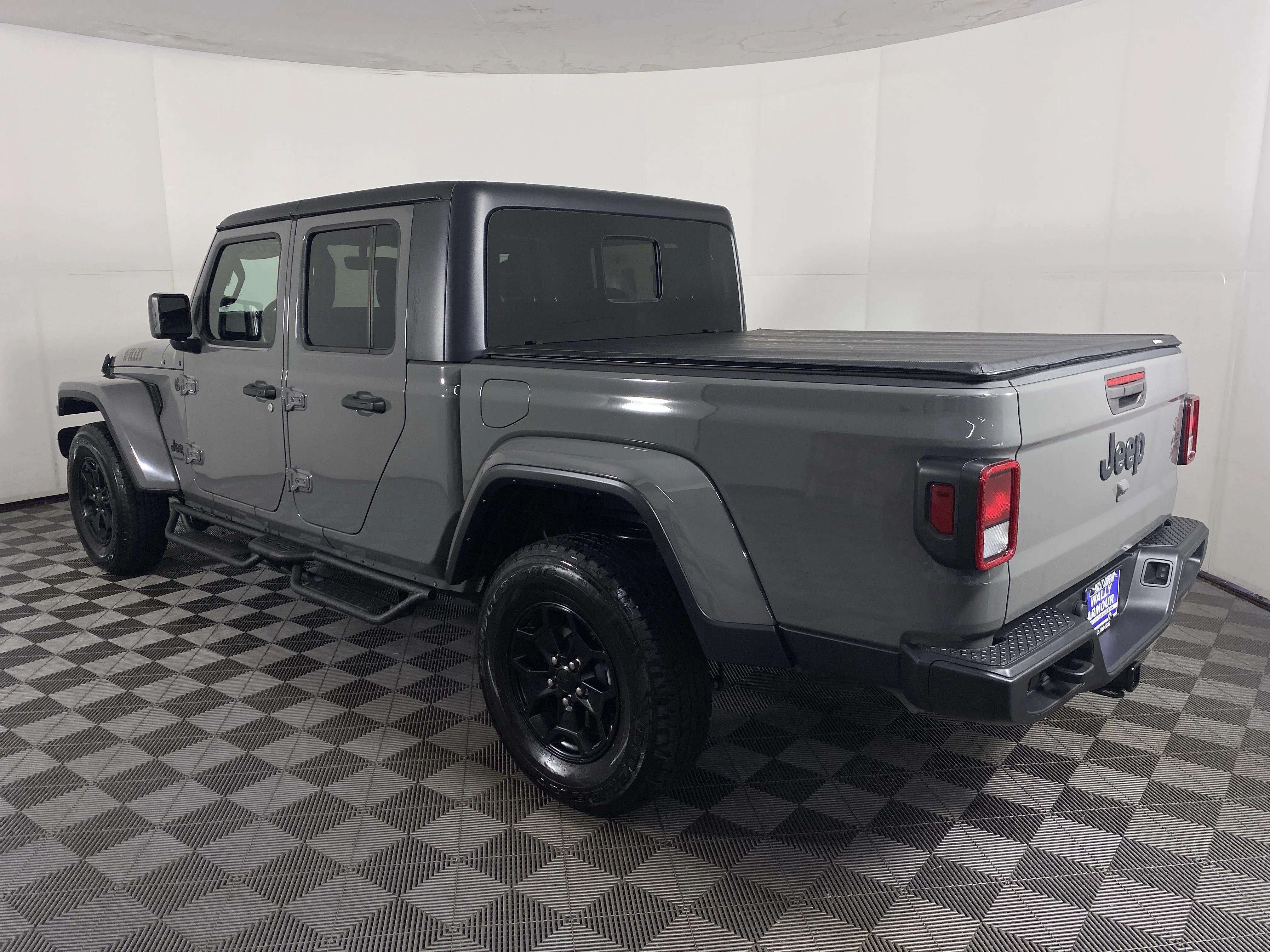 Used 2022 Sting-Gray Clearcoat Jeep  image 10