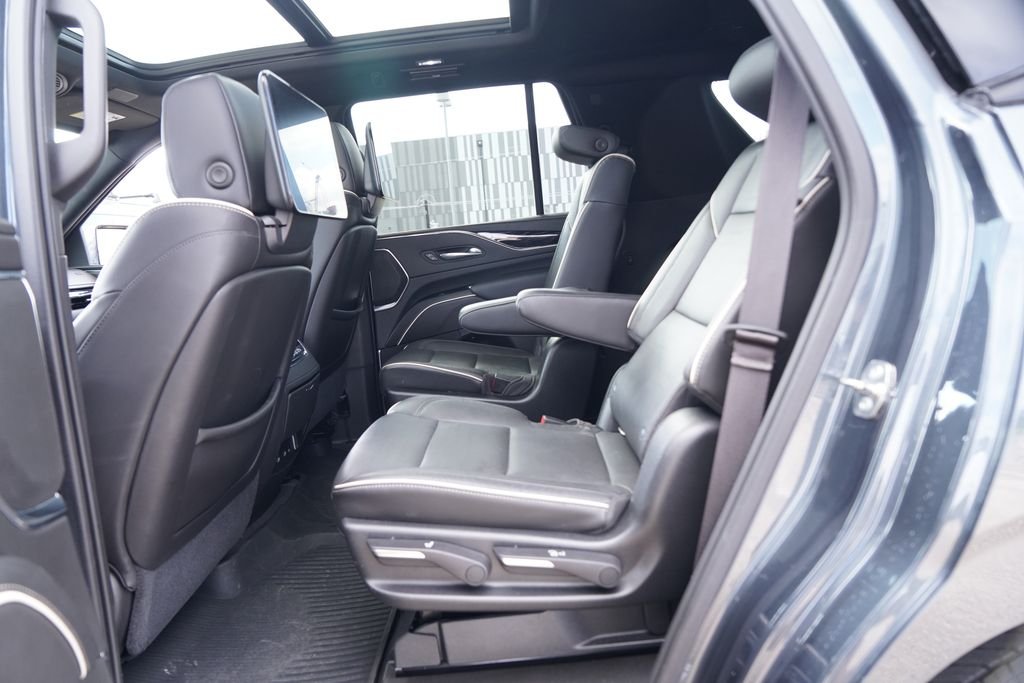 Used 2021 Gray Cadillac Sport image 28