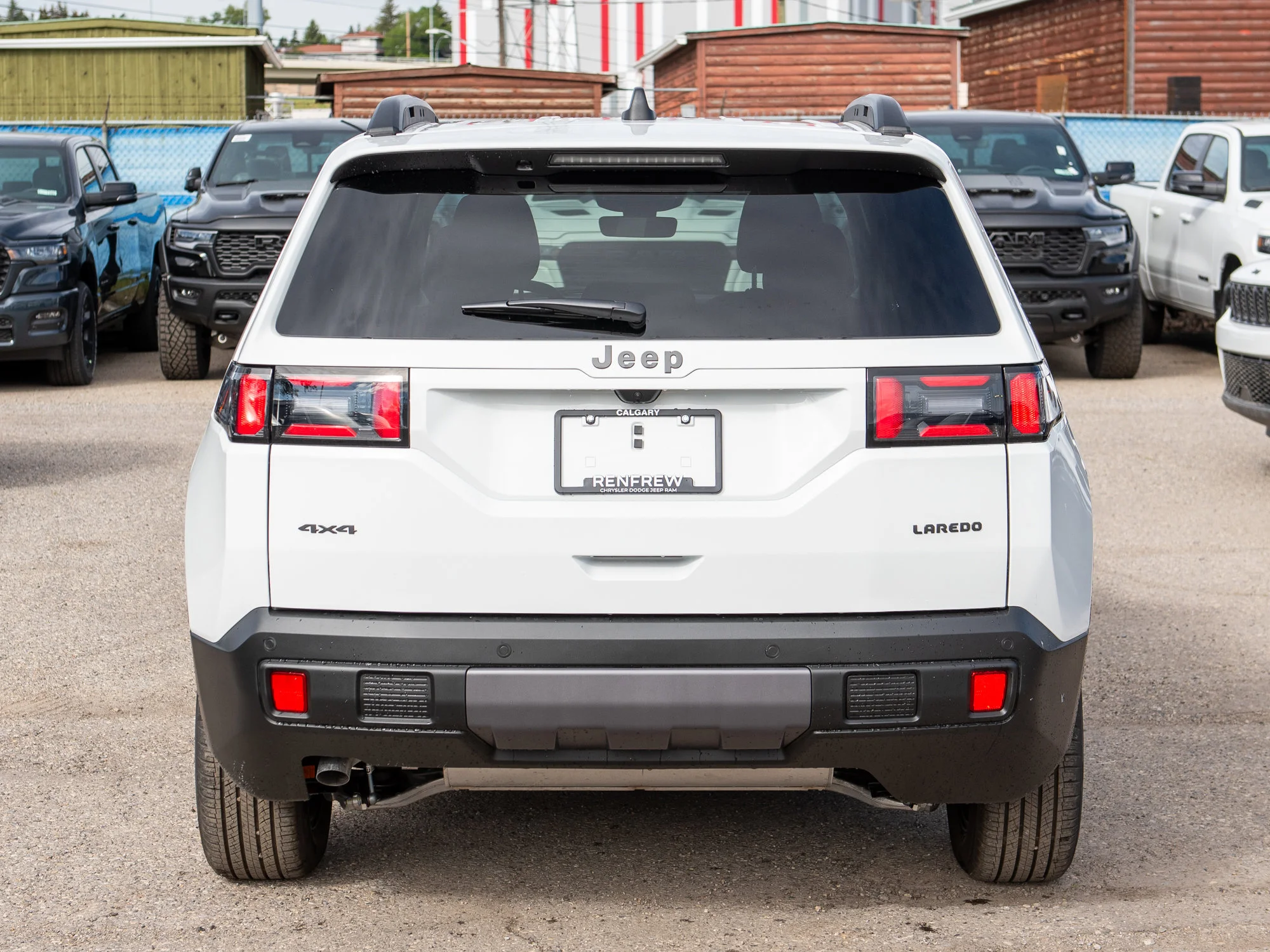 New 2026 White Jeep Laredo * Hybrid 4x4, Heated Seats, Remote Start, Adaptive Cruise image 4